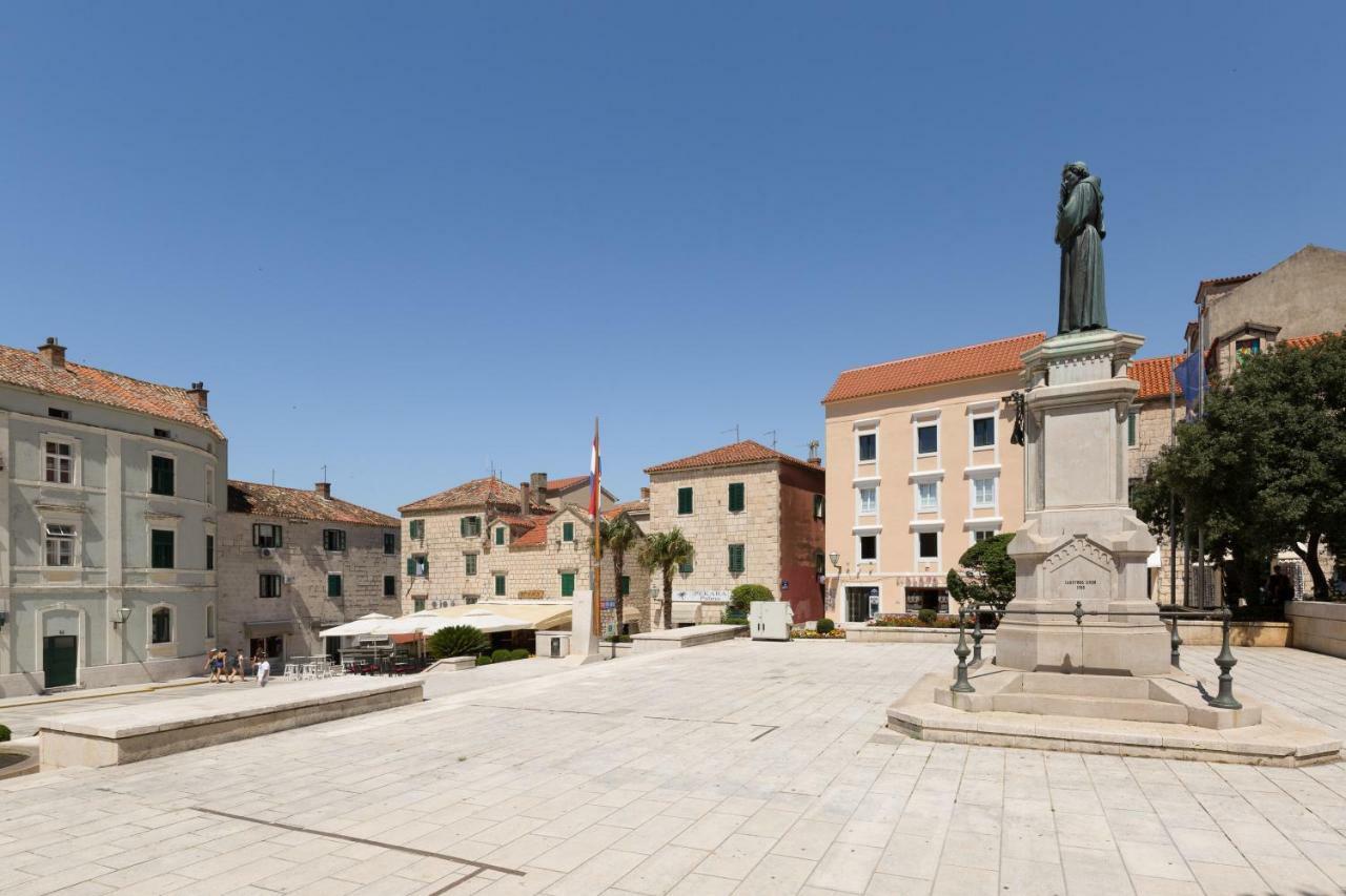 Mike Lägenhet Makarska Exteriör bild